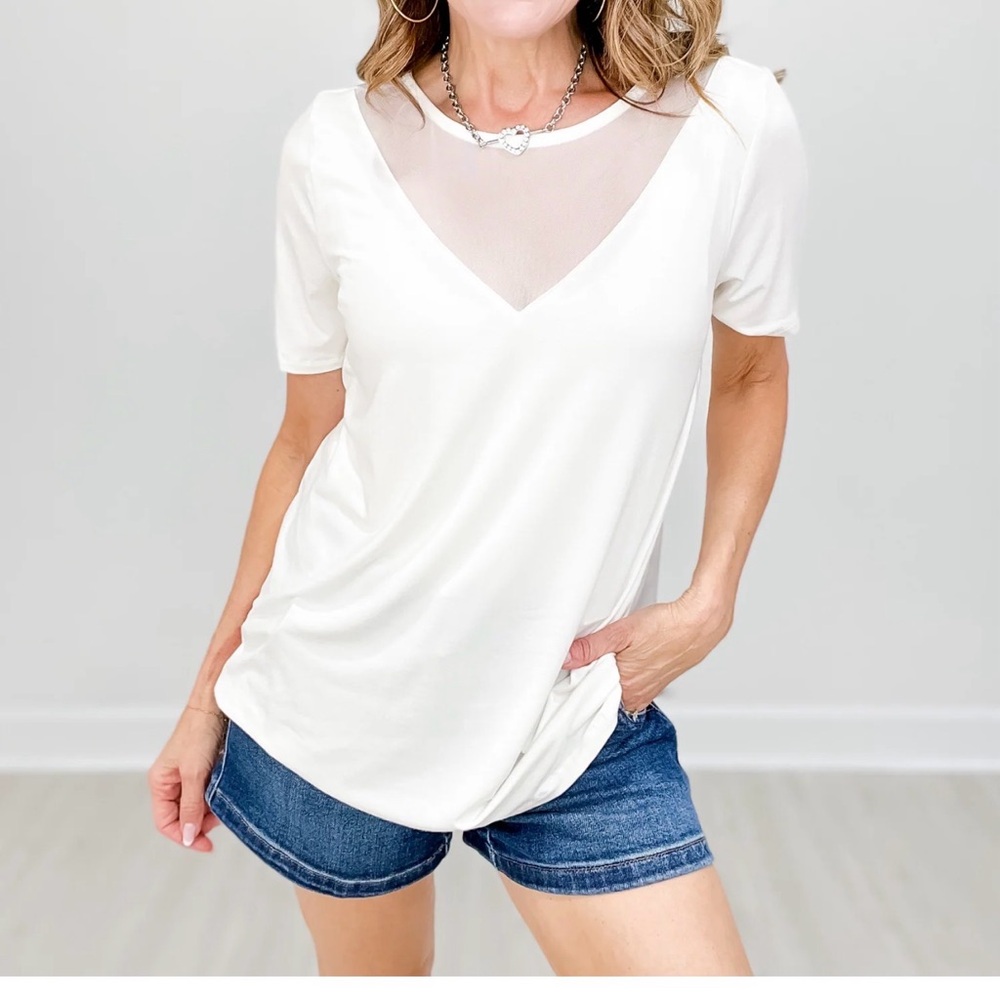 Vocal Elegant Cream Women's Top